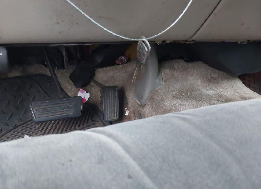 Photo 11 of 2001 Chevrolet Tahoe LS (VIN 1GNEC13T51J314304)