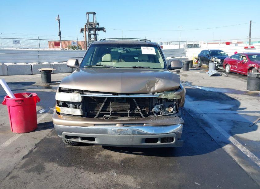 Photo 12 of 2003 Chevrolet Tahoe LT (VIN 1GNEC13T53R139198)