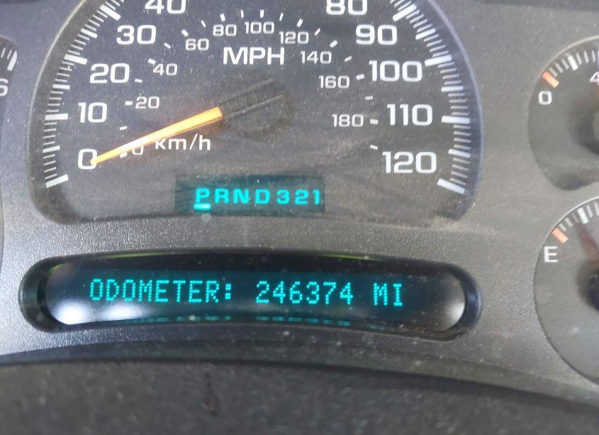 Photo 15 of 2003 Chevrolet Tahoe LT (VIN 1GNEC13T53R139198)