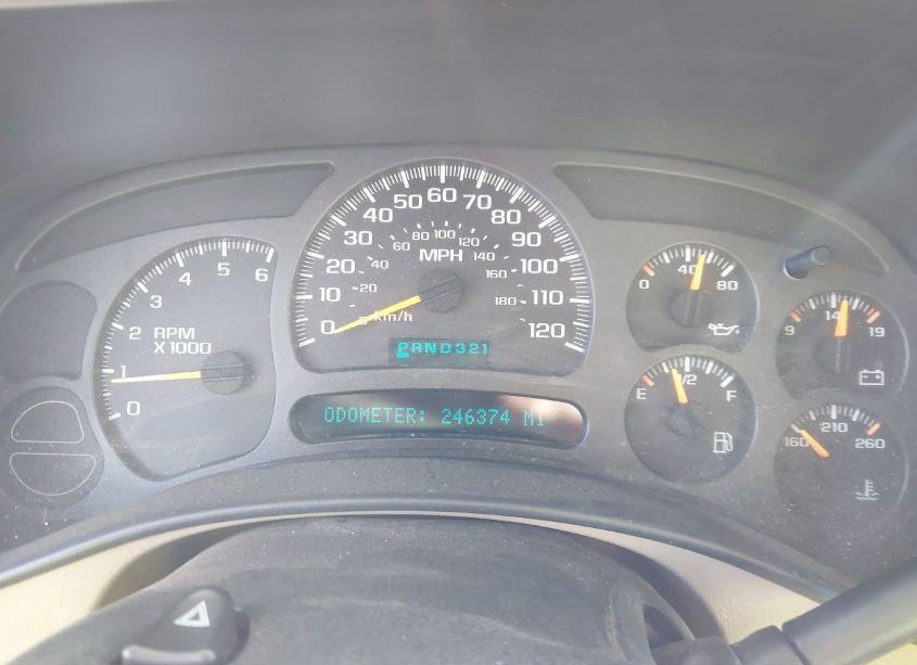 Photo 7 of 2003 Chevrolet Tahoe LT (VIN 1GNEC13T53R139198)