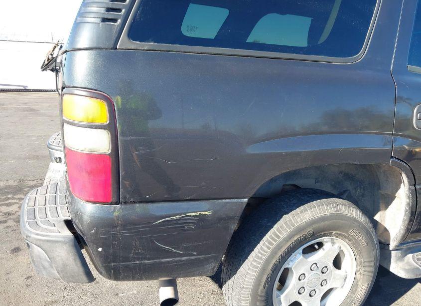 Photo 13 of 2005 Chevrolet Tahoe LS (VIN 1GNEC13T55R119357)