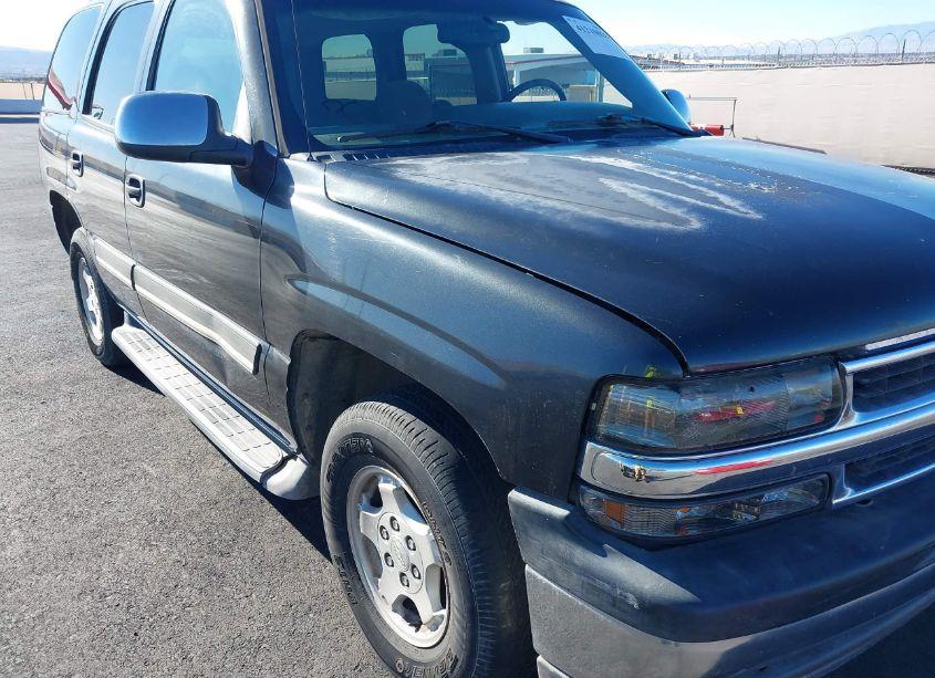 Photo 6 of 2005 Chevrolet Tahoe LS (VIN 1GNEC13T55R119357)
