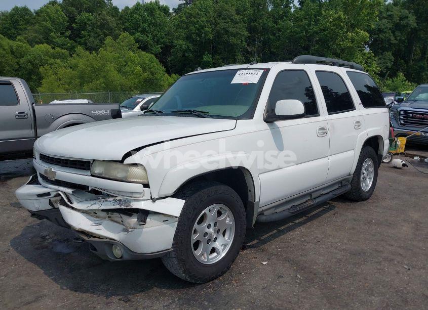 Photo 2 of 2005 Chevrolet Tahoe Z71 (VIN 1GNEC13T55R229552)