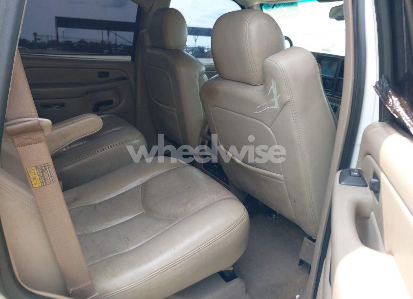 Photo 8 of 2005 Chevrolet Tahoe Z71 (VIN 1GNEC13T55R229552)