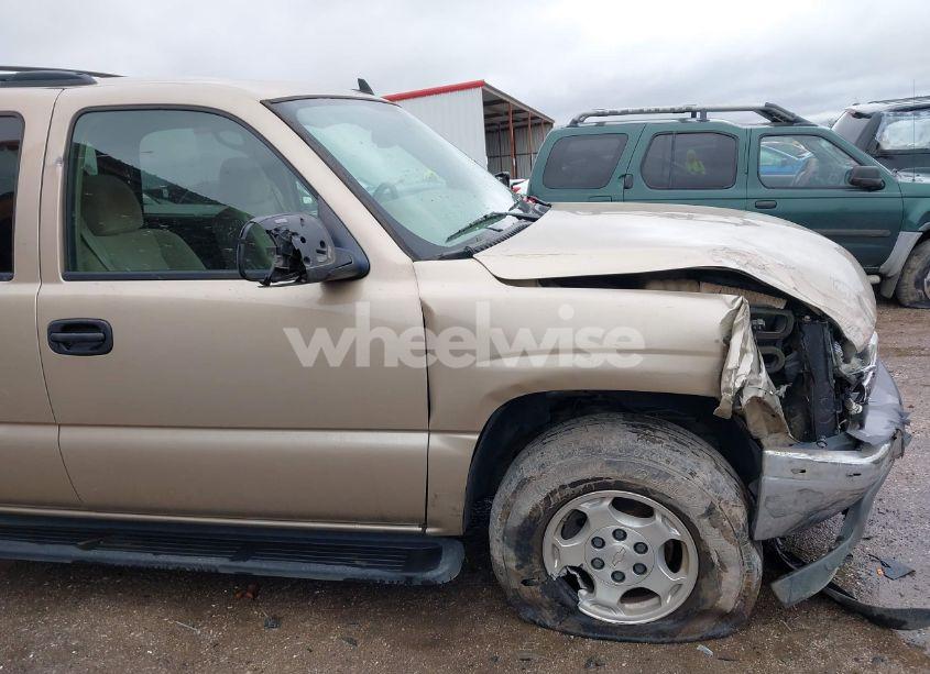 Photo 6 of 2006 Chevrolet Tahoe LS (VIN 1GNEC13T56J113168)