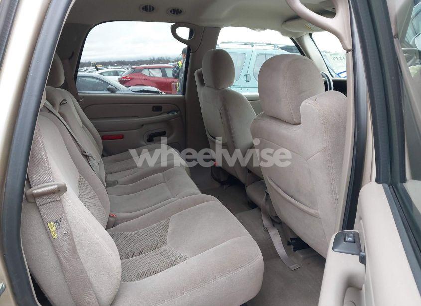 Photo 8 of 2006 Chevrolet Tahoe LS (VIN 1GNEC13T56J113168)