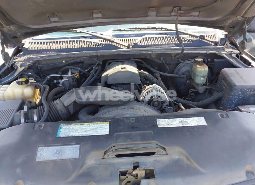 Photo 10 of 2000 Chevrolet Tahoe ALL NEW LS (VIN 1GNEC13T5YJ158744)