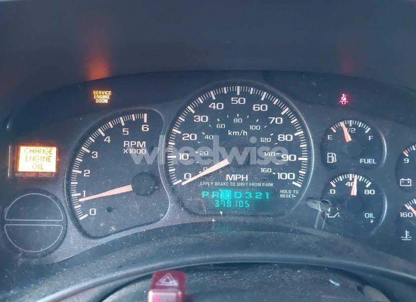 Photo 7 of 2001 Chevrolet Tahoe LS (VIN 1GNEC13T61R208266)