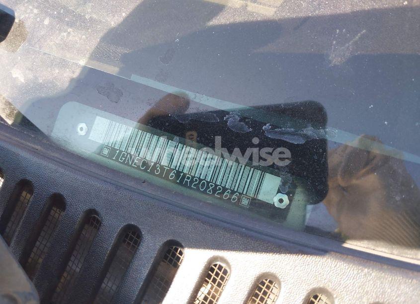 Photo 9 of 2001 Chevrolet Tahoe LS (VIN 1GNEC13T61R208266)