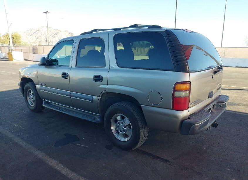 Photo 3 of 2002 Chevrolet Tahoe LS (VIN 1GNEC13T62R315321)