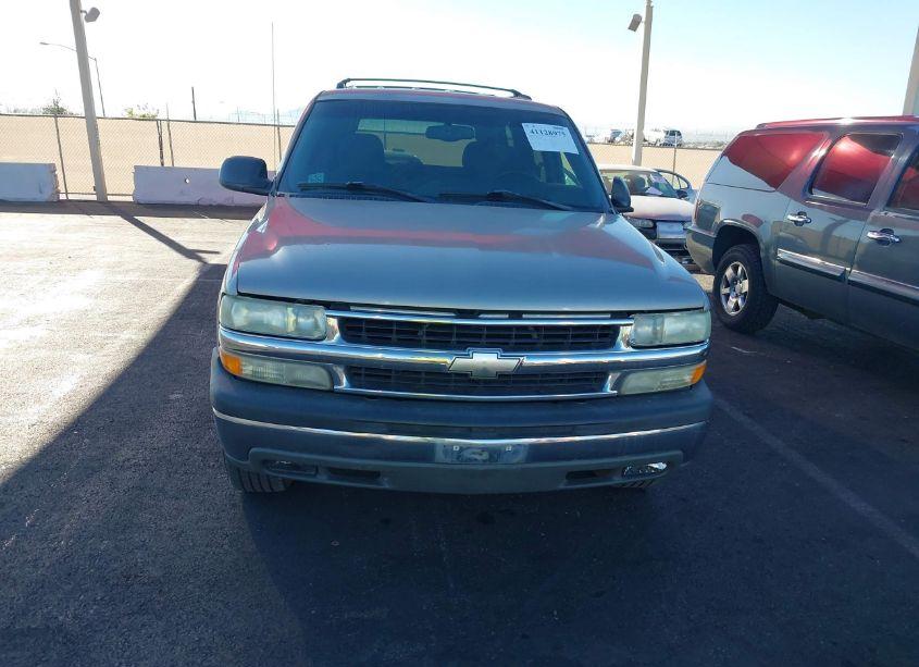 Photo 6 of 2002 Chevrolet Tahoe LS (VIN 1GNEC13T62R315321)