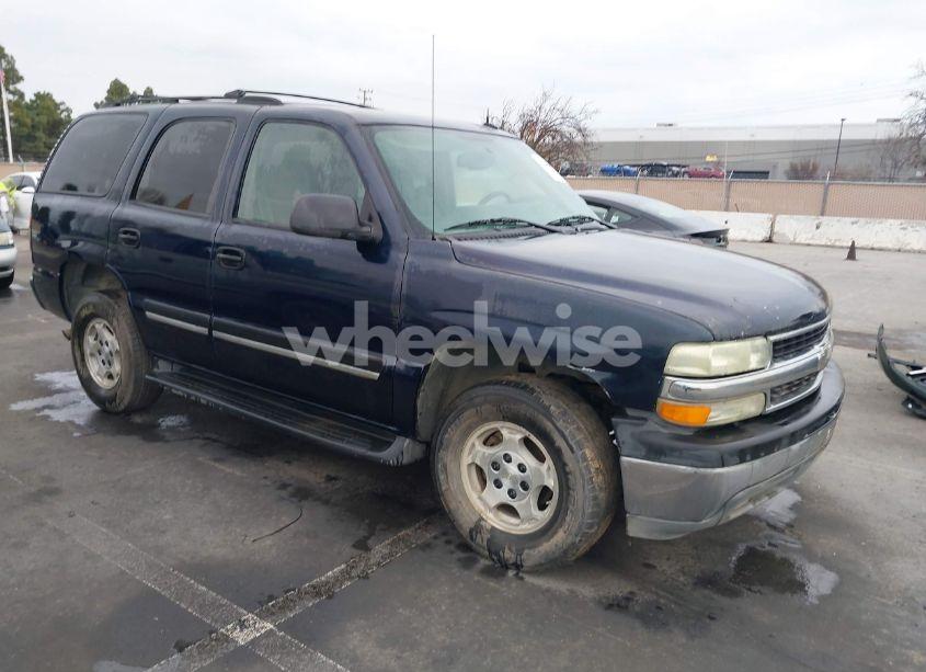 2004 Chevrolet Tahoe LS (VIN 1GNEC13T64J195165) main photo