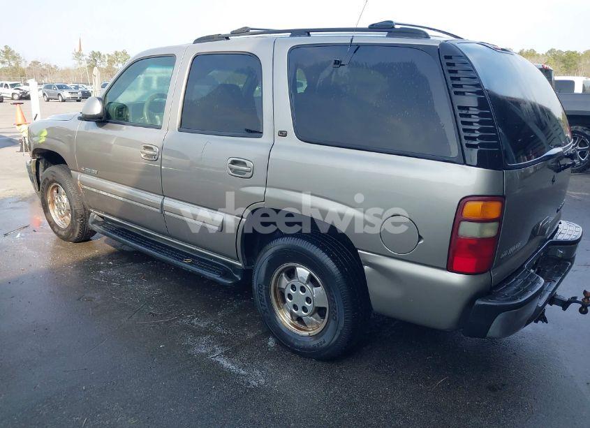 Photo 3 of 2001 Chevrolet Tahoe LT (VIN 1GNEC13T71J124102)