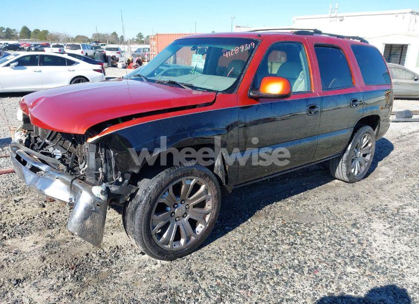 Photo 2 of 2001 Chevrolet Tahoe LT (VIN 1GNEC13T71J157102)