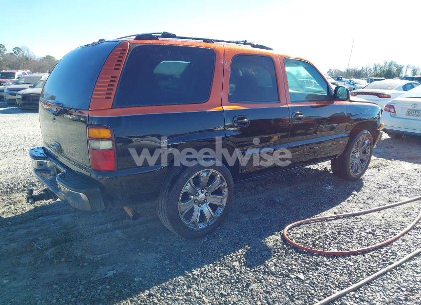 Photo 4 of 2001 Chevrolet Tahoe LT (VIN 1GNEC13T71J157102)