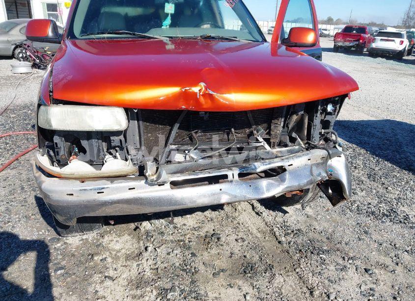 Photo 6 of 2001 Chevrolet Tahoe LT (VIN 1GNEC13T71J157102)