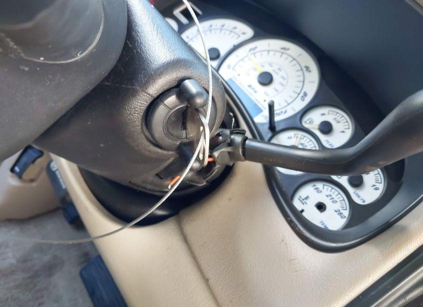 Photo 11 of 2001 Chevrolet Tahoe LT (VIN 1GNEC13T71J168343)