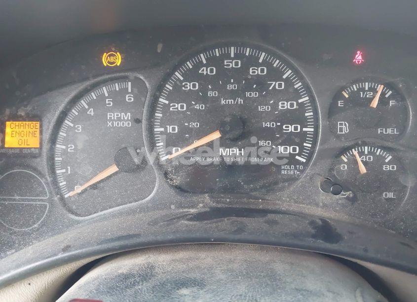 Photo 7 of 2001 Chevrolet Tahoe LT (VIN 1GNEC13T71J262240)