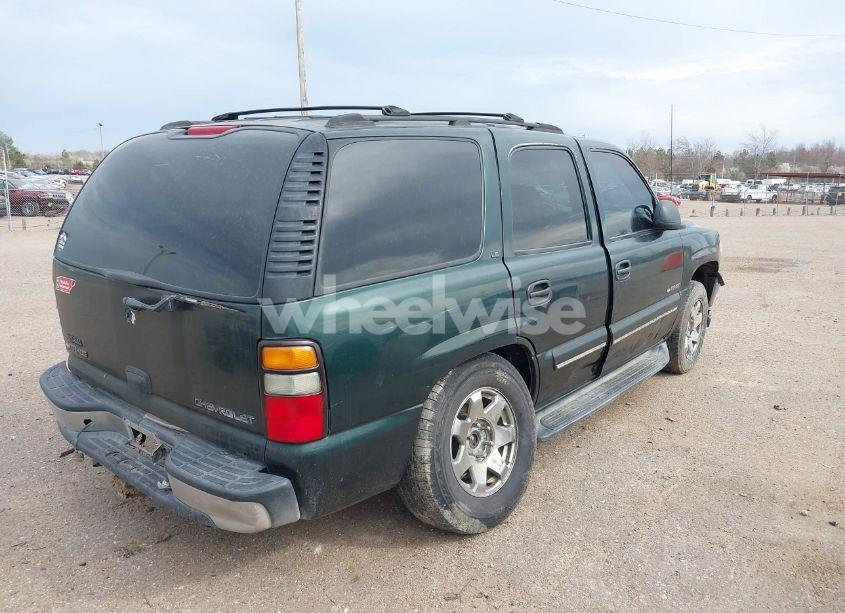 Photo 4 of 2001 Chevrolet Tahoe LS (VIN 1GNEC13T71R126532)