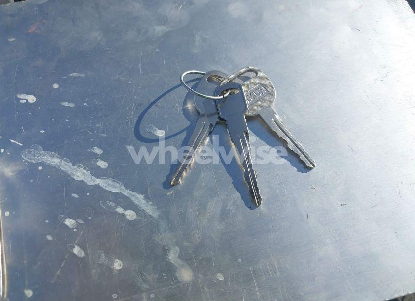 Photo 11 of 2001 Chevrolet Tahoe LS (VIN 1GNEC13T71R152340)