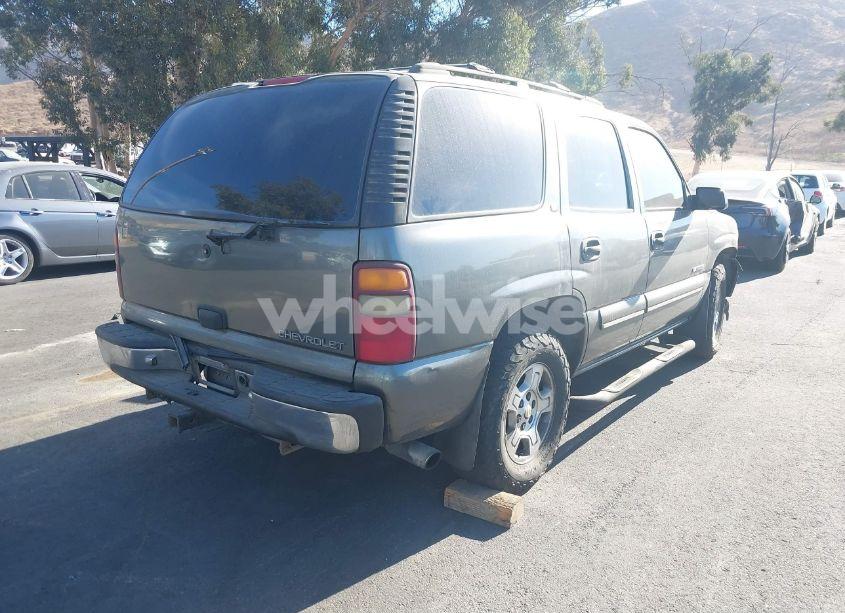 Photo 4 of 2001 Chevrolet Tahoe LS (VIN 1GNEC13T71R152340)