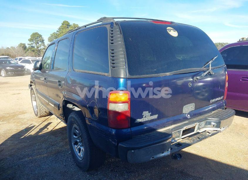 Photo 3 of 2001 Chevrolet Tahoe LS (VIN 1GNEC13T71R178601)
