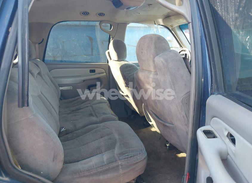 Photo 8 of 2001 Chevrolet Tahoe LS (VIN 1GNEC13T71R178601)