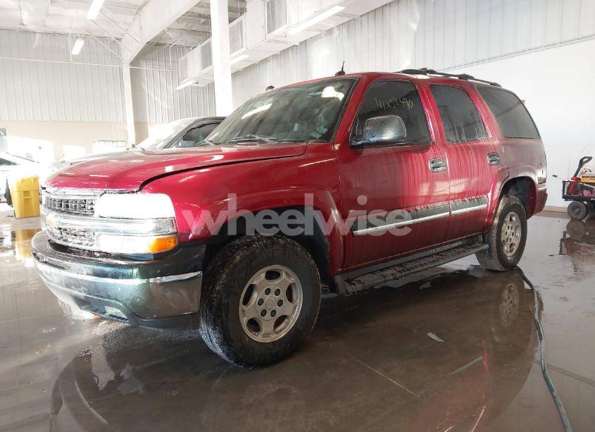 Photo 2 of 2005 Chevrolet Tahoe LS (VIN 1GNEC13T75J253589)