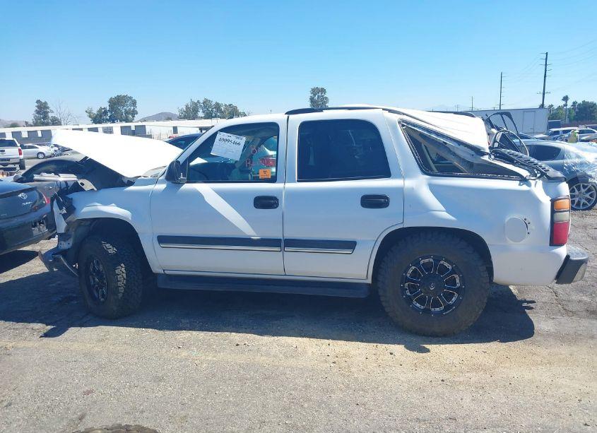 Photo 15 of 2005 Chevrolet Tahoe LS (VIN 1GNEC13T75R167636)