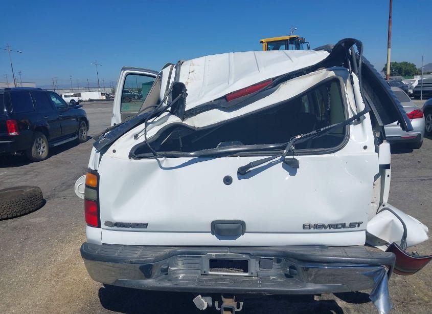 Photo 17 of 2005 Chevrolet Tahoe LS (VIN 1GNEC13T75R167636)
