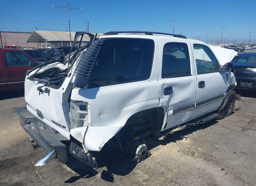 Photo 4 of 2005 Chevrolet Tahoe LS (VIN 1GNEC13T75R167636)