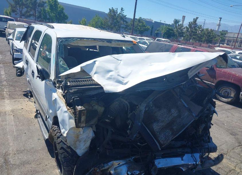 Photo 6 of 2005 Chevrolet Tahoe LS (VIN 1GNEC13T75R167636)