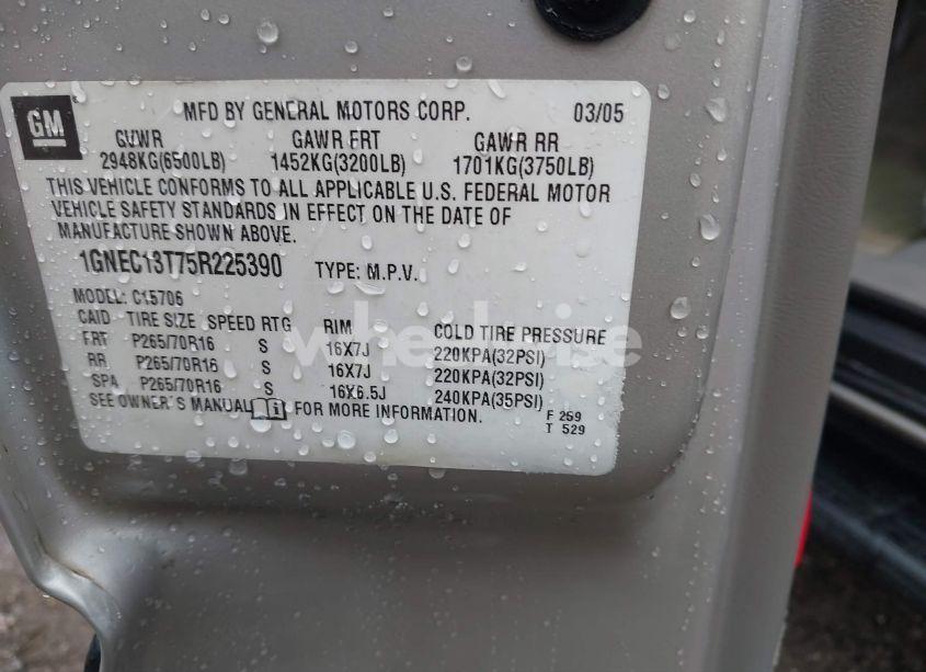 Photo 9 of 2005 Chevrolet Tahoe LS (VIN 1GNEC13T75R225390)