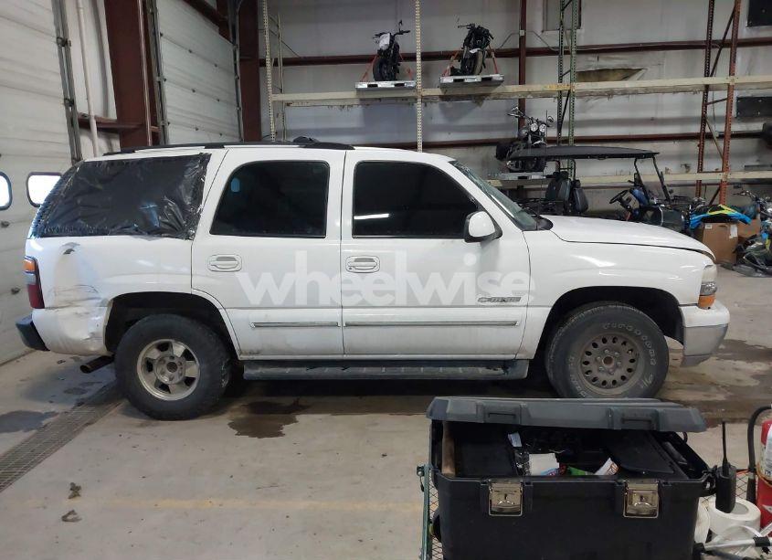 Photo 13 of 2001 Chevrolet Tahoe LT (VIN 1GNEC13T81J165371)