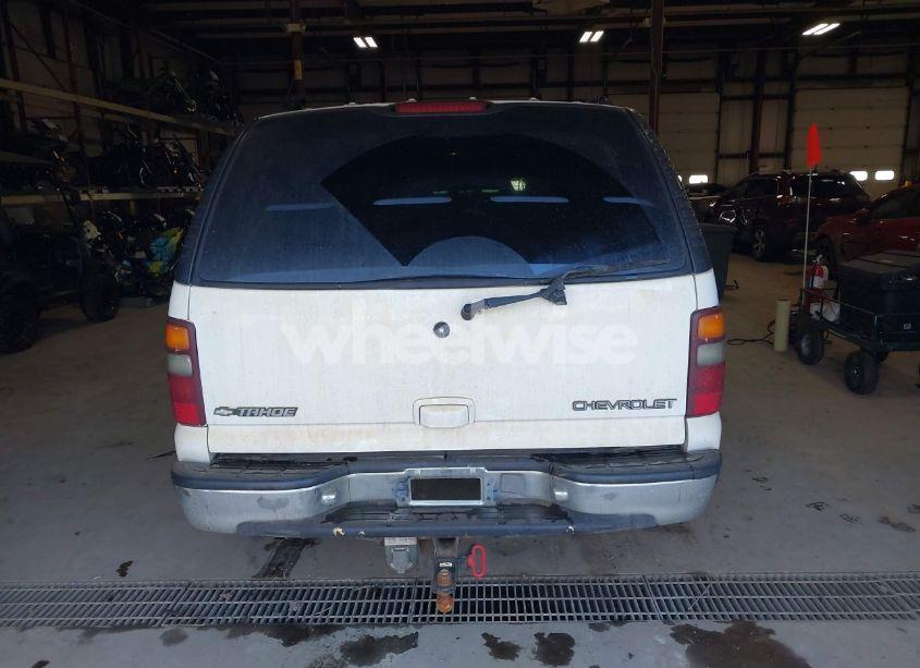 Photo 16 of 2001 Chevrolet Tahoe LT (VIN 1GNEC13T81J165371)