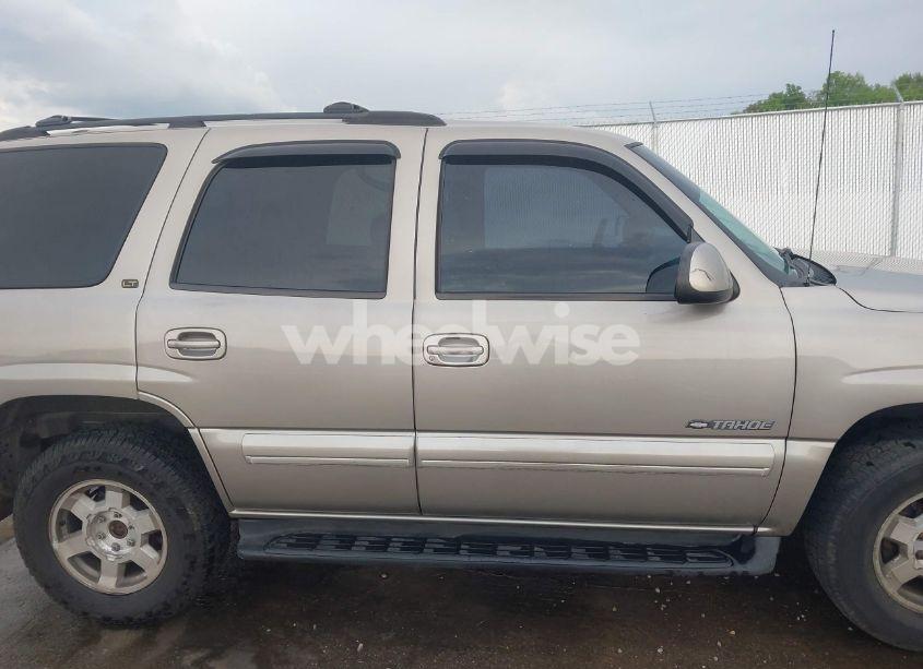 Photo 13 of 2001 Chevrolet Tahoe LT (VIN 1GNEC13T81J178816)