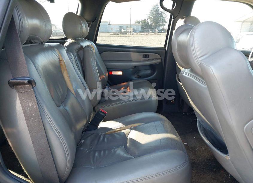 Photo 8 of 2001 Chevrolet Tahoe LS (VIN 1GNEC13T81R141783)