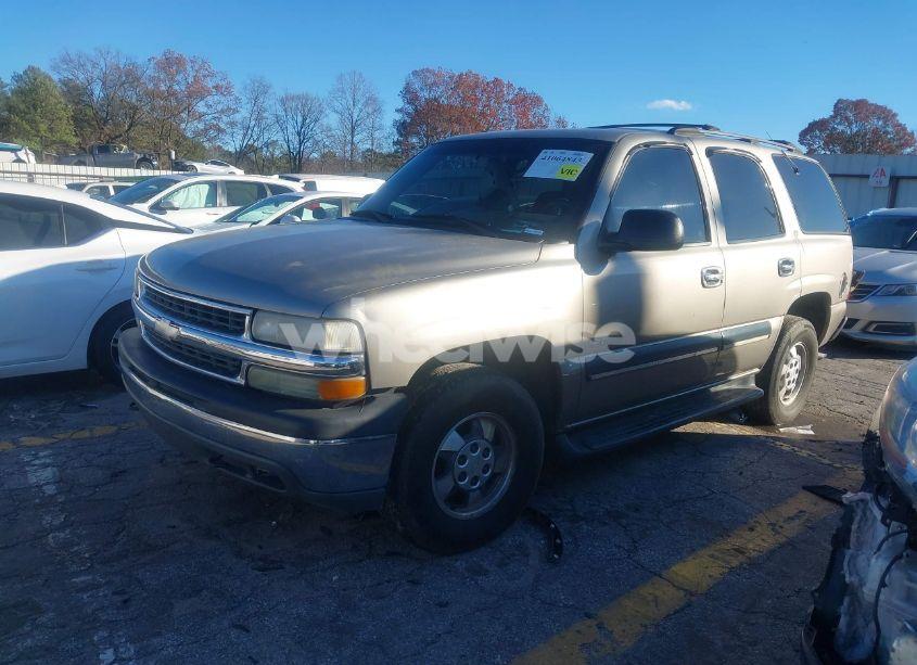 Photo 2 of 2001 Chevrolet Tahoe LS (VIN 1GNEC13T81R185895)