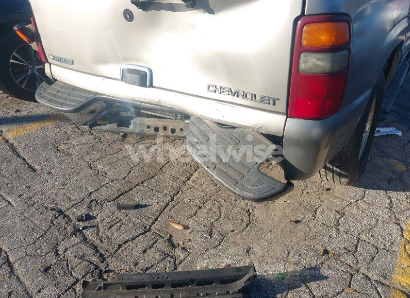 Photo 6 of 2001 Chevrolet Tahoe LS (VIN 1GNEC13T81R185895)