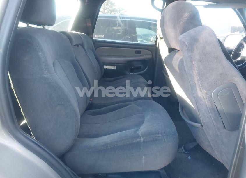 Photo 8 of 2001 Chevrolet Tahoe LS (VIN 1GNEC13T81R185895)