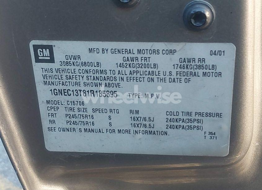 Photo 9 of 2001 Chevrolet Tahoe LS (VIN 1GNEC13T81R185895)