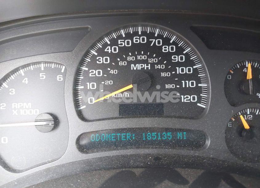 Photo 7 of 2004 Chevrolet Tahoe LT (VIN 1GNEC13T84J316407)