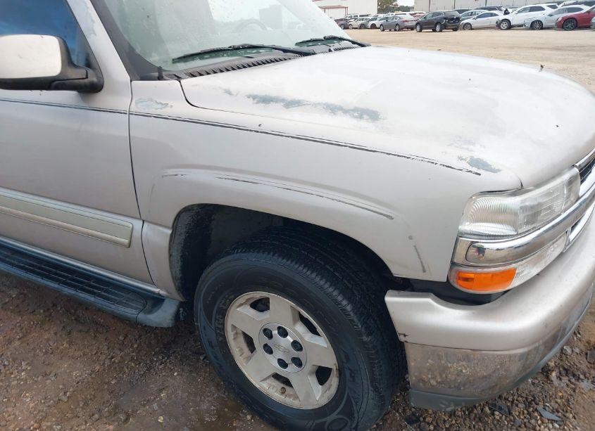 Photo 6 of 2005 Chevrolet Tahoe LT (VIN 1GNEC13T85J179762)