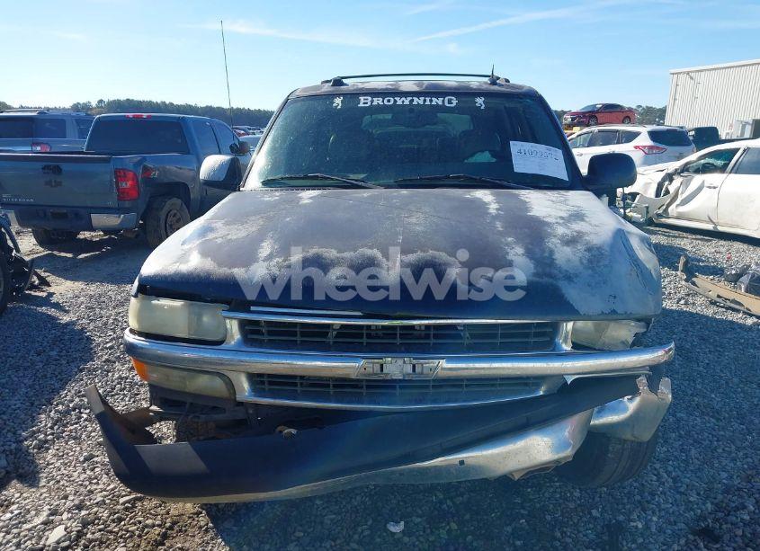 Photo 12 of 2005 Chevrolet Tahoe LT (VIN 1GNEC13T85J201856)