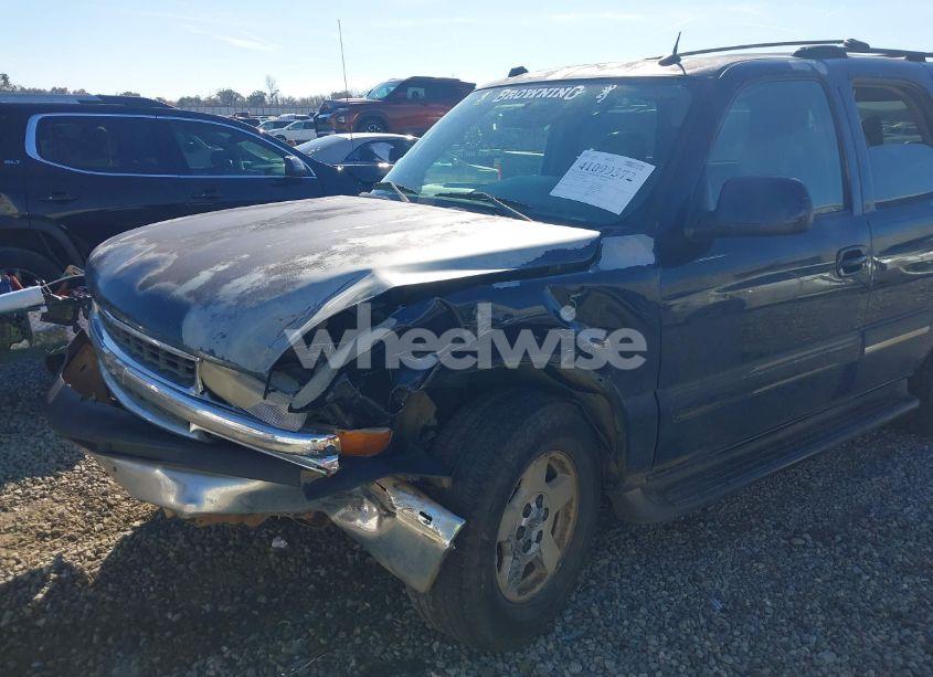 Photo 6 of 2005 Chevrolet Tahoe LT (VIN 1GNEC13T85J201856)