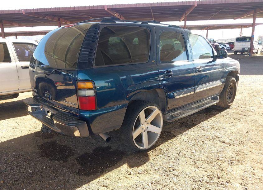 Photo 4 of 2005 Chevrolet Tahoe LT (VIN 1GNEC13T85R132636)