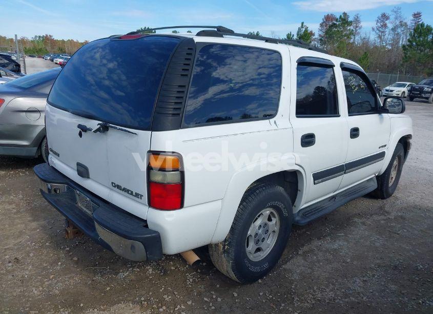 Photo 4 of 2005 Chevrolet Tahoe LS (VIN 1GNEC13T85R137643)