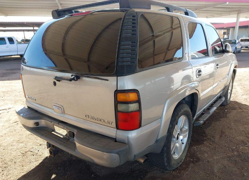 Photo 4 of 2005 Chevrolet Tahoe Z71 (VIN 1GNEC13T85R154457)