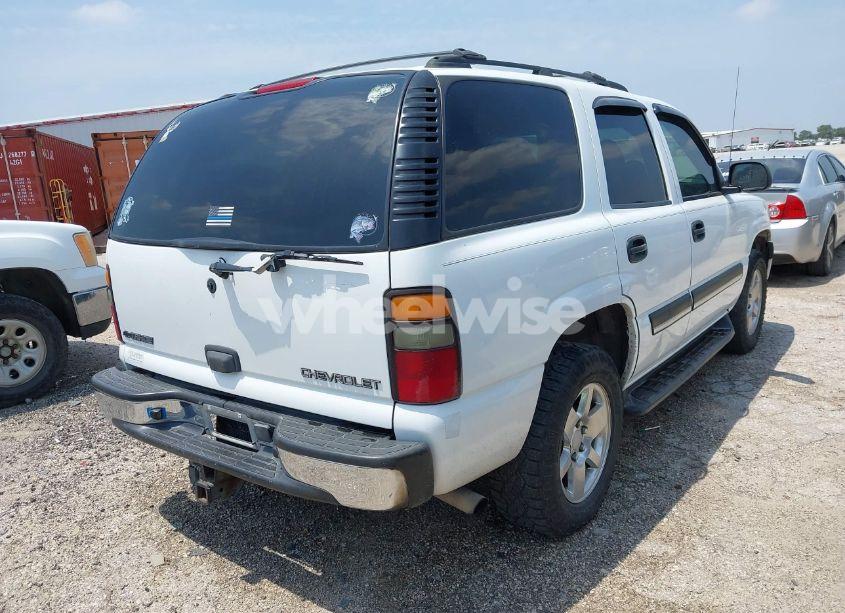 Photo 4 of 2005 Chevrolet Tahoe LS (VIN 1GNEC13T85R170559)
