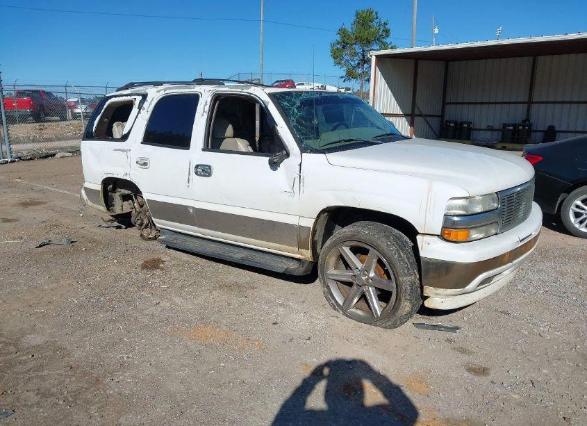 2005 Chevrolet Tahoe LS (VIN 1GNEC13T85R205245) main photo